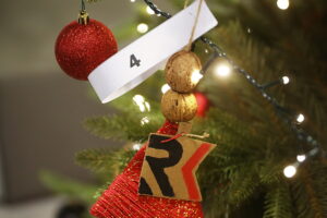 22.12.2025. Radio Kielce. "Święta z Radiem Kielce - Najpiękniejsza ozdoba choinkowa" / Fot. Wiktor Taszłow - Radio Kielce