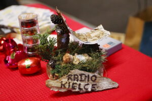 22.12.2025. Radio Kielce. "Święta z Radiem Kielce - Najpiękniejsza ozdoba choinkowa" / Fot. Wiktor Taszłow - Radio Kielce