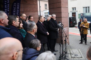 Chcą zdobyć Senat i proponują pakt - Radio Kielce