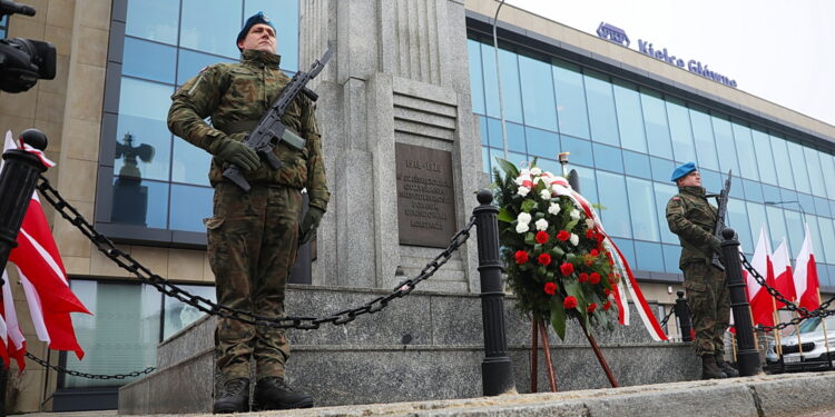 27.12.2025. Kielce. Uroczyste obchody 107. rocznicy wybuchu powstania wielkopolskiego / Fot. Wiktor Taszłow - Radio Kielce