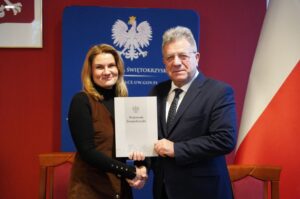 17.12.2025. Kielce. Podpisanie umów na usuwanie skutków klęsk żywiołowych / źródło: gov.pl