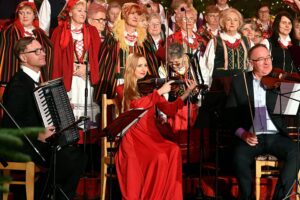 19.12.2025. Masłów. Kolędowanie / Fot. Centrum Edukacji i Kultury "Szklany Dom" - Facebook