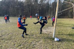 24.12.2025. Kielce. Stadion leśny. Mecz piłkarski świętokrzyskich kolarzy / Fot. Rafał Szymczyk - Radio Kielce