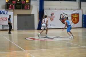 06.12.2025. Kielce. Mecz II ligi koszykarzy AZS UJK Kielce TAURON GTK II Gliwice / Fot. Maciej Makuła - Radio Kielce