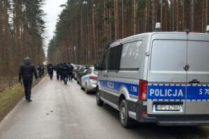 Ponad 130 osób zaangażowanych w poszukiwania 41-latka