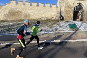 30.12.2025. Szydłów. 44. Uliczne Biegi Sylwestrowe / Fot. Kamil Król - Radio Kielce