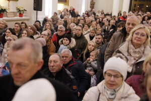 Święty Krzyż. Koncert charytatywny - Radio Kielce