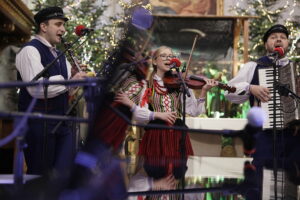 Święty Krzyż. Koncert charytatywny - Radio Kielce