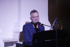 Święty Krzyż. Koncert charytatywny - Radio Kielce