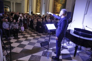 Święty Krzyż. Koncert charytatywny - Radio Kielce