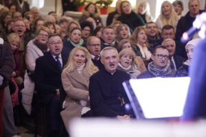 Święty Krzyż. Koncert charytatywny - Radio Kielce