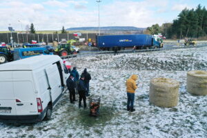 Cedzyna. Protest rolników - Radio Kielce