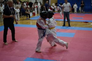 06.12.2025. Kielce. Świętokrzyska Liga Karate Kyokushin Koronea Cup – edycja mikołajkowa / Fot. Maciej Makuła - Radio Kielce