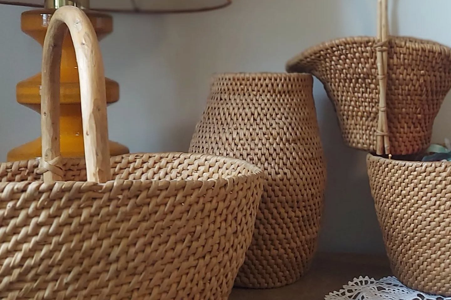 Niezwykła sztuka. Co można zrobić z korzeni sosny?