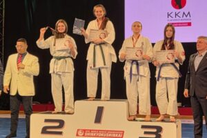 Młodzi karatecy wrócili z Warszawy z medalami - Radio Kielce Kokoro CUP Juniors 2025 / źródło: Andrzej Horna - Facebook