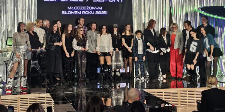 „Szponcić” zostało Młodzieżowym Słowem Roku 2025 - Radio Kielce „Szponcić” zostało Młodzieżowym Słowem Roku 2025