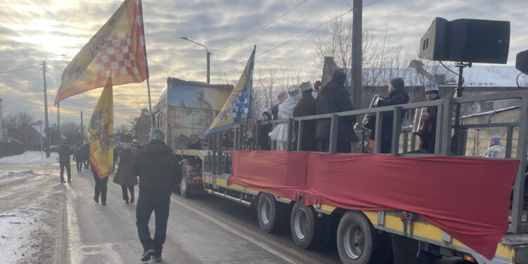 W Skarżysku orszak poprzedzał tir - Radio Kielce W Skarżysku orszak poprzedzał tir