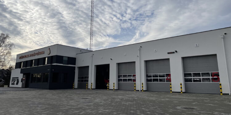 Strażacy spędzą święta w nowej siedzibie