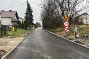 12.12.2025. Święcica. Otwarcie wyremontowanej drog / Fot. Grażyna Szlęzak-Wójcik - Radio Kielce