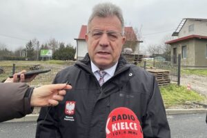 12.12.2025. Święcica. Otwarcie wyremontowanej drog / Fot. Grażyna Szlęzak-Wójcik - Radio Kielce