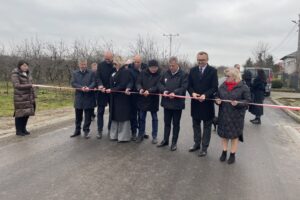 12.12.2025. Święcica. Otwarcie wyremontowanej drog / Fot. Grażyna Szlęzak-Wójcik - Radio Kielce