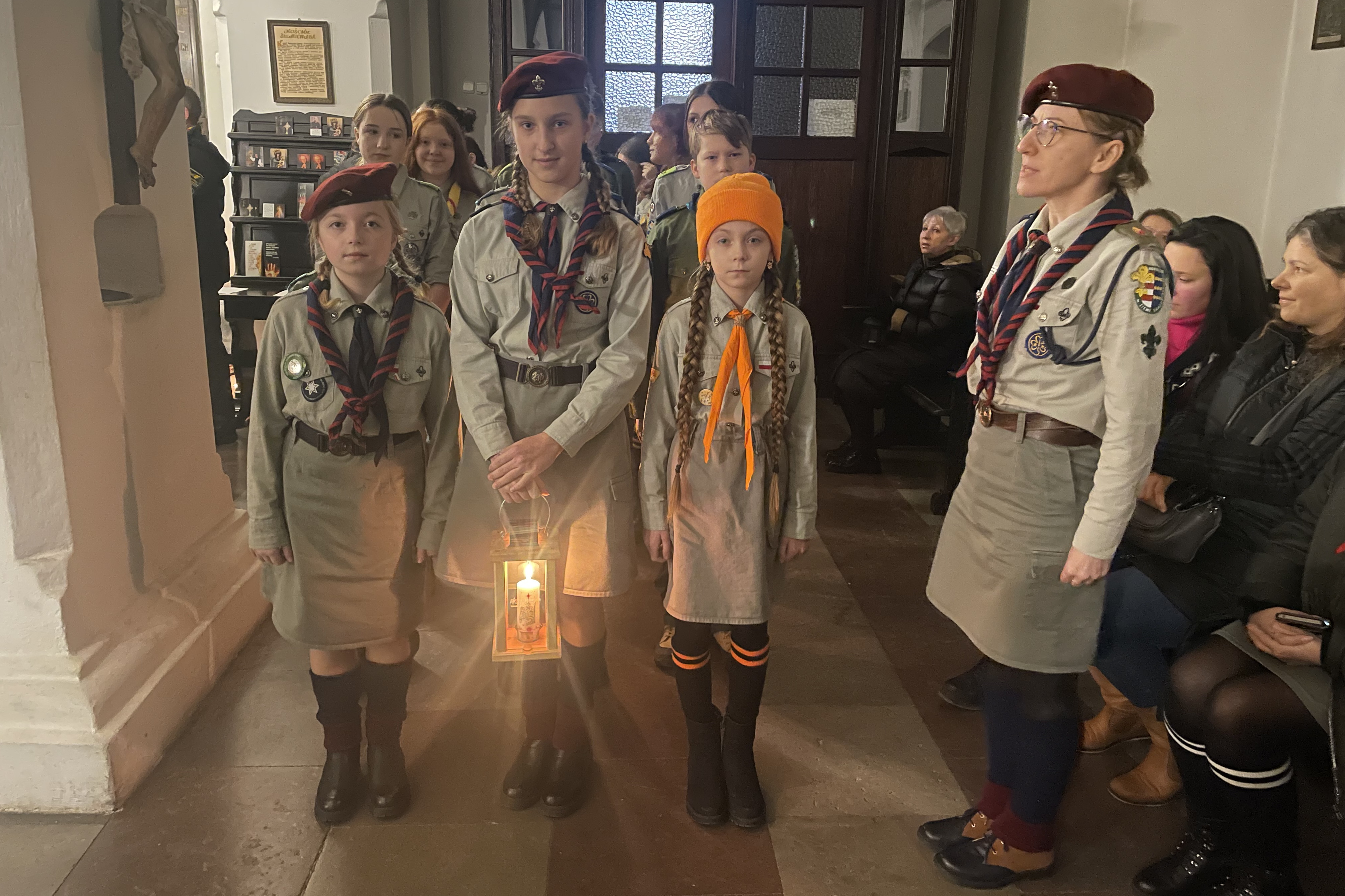 Betlejemskie Światło Pokoju jest już w domach mieszkańców Sandomierza