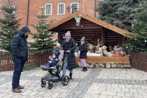 Hitem kiermaszu była zimowa herbata oraz bigos - Radio Kielce Hitem kiermaszu była zimowa herbata oraz bigos - Radio Kielce