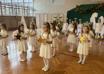 Spotkanie wigilijne dla niezwyczajnej rodziny - Radio Kielce Spotkanie wigilijne dla niezwyczajnej rodziny