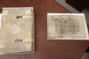 Dziwne stwory z rogami i dwugłowe węże. Co jeszcze zawiera manuskrypt? - Radio Kielce „Pantheon Sandomierski” autorstwa Gotfryda z Viterbo / Fot. Grażyna Szlęzak-Wójcik - Radio Kielce