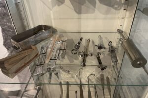 21.12.2025. Sandomierz. Wystawa o sandomierskiej służbie zdrowia / Fot. Grażyna Szlęzak-Wójcik - Radio Kielce