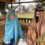 Szkoła w Oblęgorku zmieniła się w zwierzyniec - Radio Kielce 15.12.2025. Oblęgorek. Szopka przy szkole / Fot. Daniel Lenart - Radio Kielce