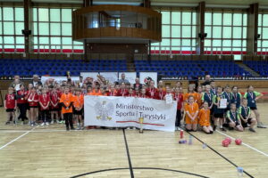 Dziewczęta z Bilczy triumfatorkami Świętokrzyskiej Ligi Szkół Podstawowych - Radio Kielce Dziewczęta z Bilczy triumfatorkami Świętokrzyskiej Ligi Szkół Podstawowych - Radio Kielce