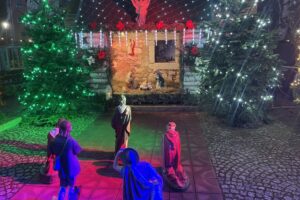 Bożonarodzeniowa szopka połączyła pokolenia