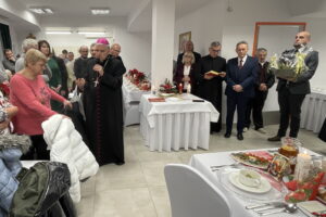 Ponad 200 osób przy świątecznym stole - Radio Kielce