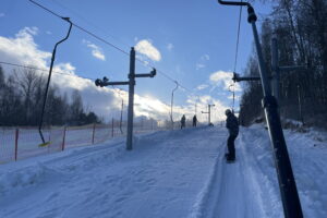 Ruszył wyciąg narciarski w Konarach