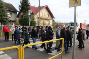 Mieszkańcy walczą o obwodnicę, samorząd województwa studzi oczekiwania - Radio Kielce