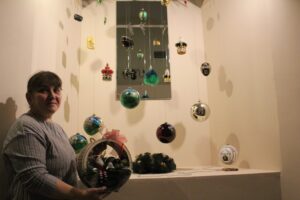 Elżbieta Wróbel z Muzeum Regionalnego w Pińczowie / Fot. Marta Gajda-Kruk - Radio Kielce