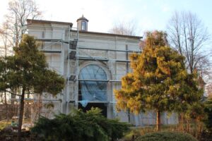 Kaplica św. Anny przy lasztorze ojców sercanów w Kątach Starych / Fot. Marta Gajda-Kruk - Radio Kielce