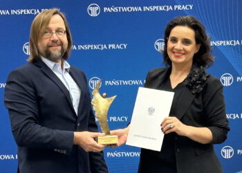 Magdalena Sitek nagrodzona przez Państwową Inspekcję Pracy - Radio Kielce Magdalena Sitek nagrodzona przez Państwową Inspekcję Pracy