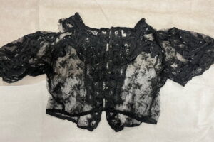 Tkaniny ze szlacheckiego dworu zostaną odnowione - Radio Kielce