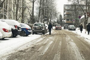 Trudna noc drogowców - Radio Kielce 08.01.2026. Kielce. Zima / Fot. Jarosław Kubalski - Radio Kielce