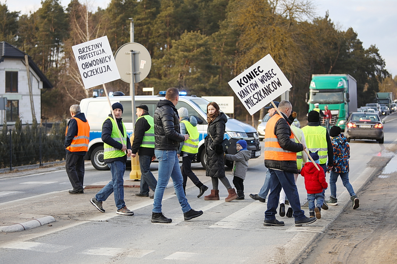 Jest przetarg, był protest. Mieszkańcy nie chcą zmiany wariantu obwodnicy