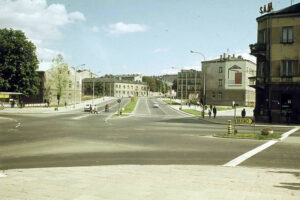 Historia kieleckich ulic. Krakowska Rogatka - Radio Kielce Kielce. Krakowska Rogatka. Lata 1969-1971. Ulica Seminaryjska (wówczas Gwardii Ludowej) / źródło: facebook.com/kieleckieinwestycje
