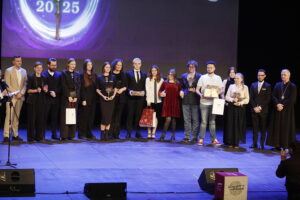 Na co dzień pomagają innym. Wolontariusze zostali nagrodzeni - Radio Kielce 05.12.2025. Kielce. Gala „Laur Wolontariatu” / Fot. Jarosław Kubalski - Radio Kielce