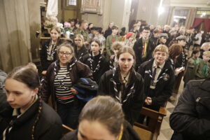 Betlejemskie Światlo Pokoju już w Kielcach - Radio Kielce Betlejemskie Światlo Pokoju już w Kielcach - Radio Kielce