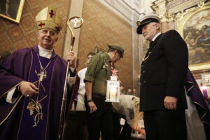 Betlejemskie Światlo Pokoju już w Kielcach - Radio Kielce Betlejemskie Światlo Pokoju już w Kielcach - Radio Kielce