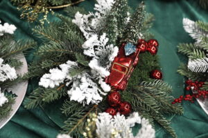 Uczniowie ZDZ w Kielcach wspierają stacjonarne hospicjum - Radio Kielce 16.12.2025. Kielce. Kiermasz w Zakładzie Doskonalenia Zawodowego w Kielcach / Fot. Jarosław Kubalski - Radio Kielce