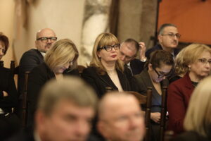 Radni sejmiku podzieleni ws. sytuacji świętokrzyskich szpitali - Radio Kielce Radni sejmiku podzieleni ws. sytuacji świętokrzyskich szpitali - Radio Kielce