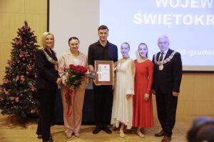 To oni działają na rzecz regionu. Wyróżniony ksiądz, przyrodnik, a także działaczka ludowa - Radio Kielce To oni działają na rzecz regionu. Wyróżniony ksiądz, przyrodnik, a także działaczka ludowa - Radio Kielce