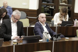 Radni nie przyjęli projektu budżetu Kielc na 2026 rok! - Radio Kielce 18.12.2025. Kielce. Sesja rady miasta / Fot. Jarosław Kubalski - Radio Kielce